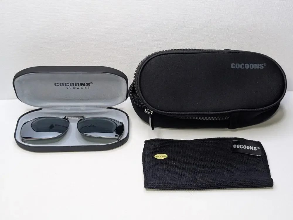 Cocoons Sunwear Polarized Clip On Sunglasses W/ Hard Case Zip Case Sleeve